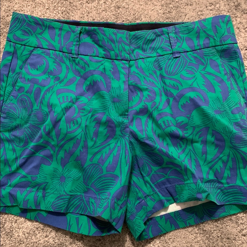 Floral Print Short Length Shorts